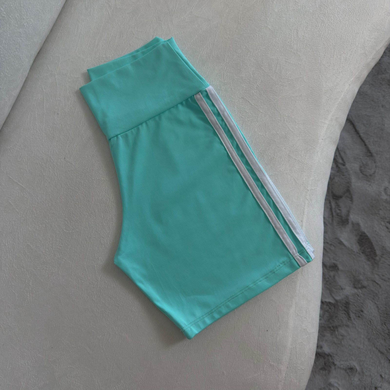 Short Verde água 